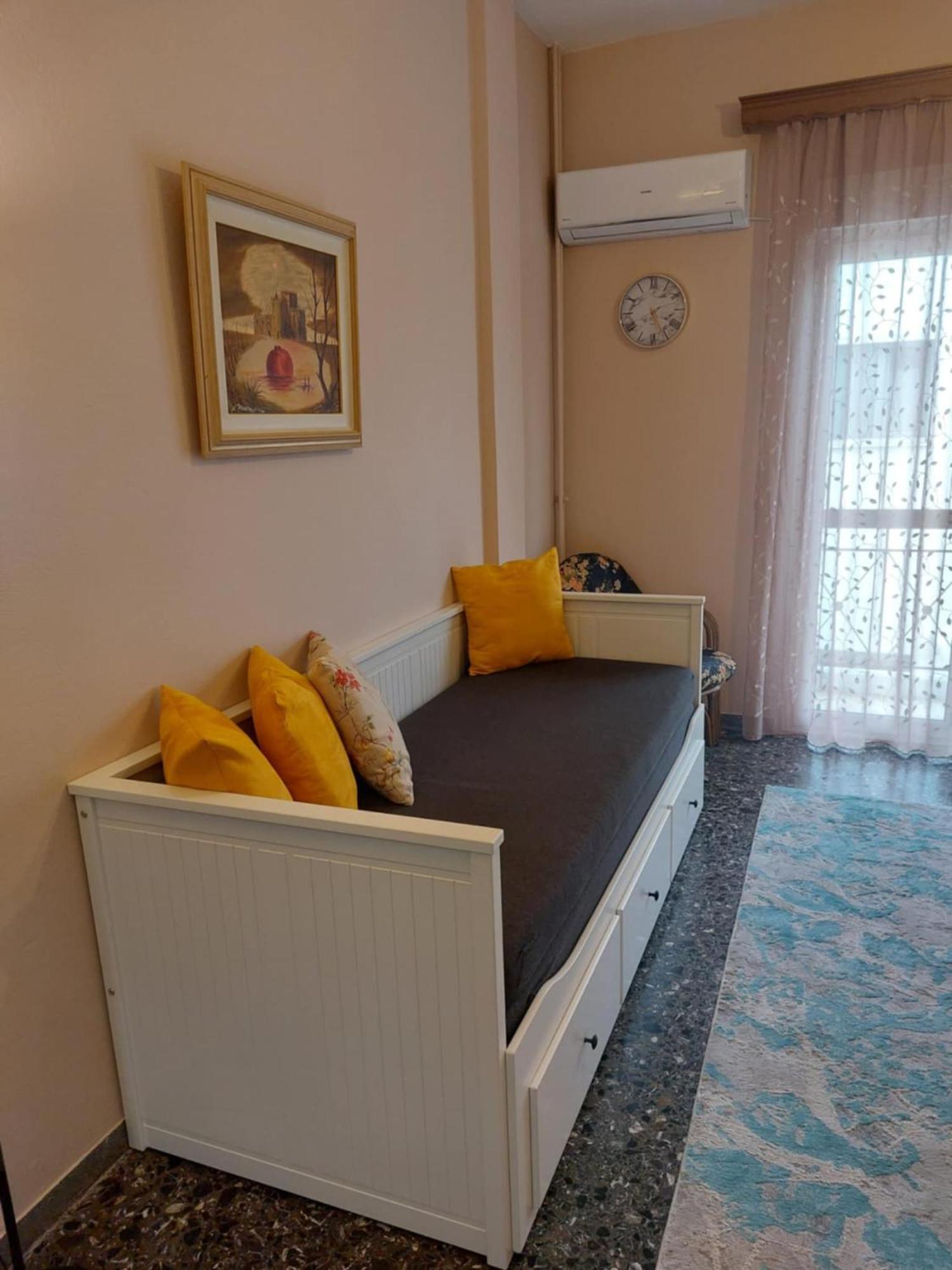 Crystal Home Near Airport 아르테미다 외부 사진